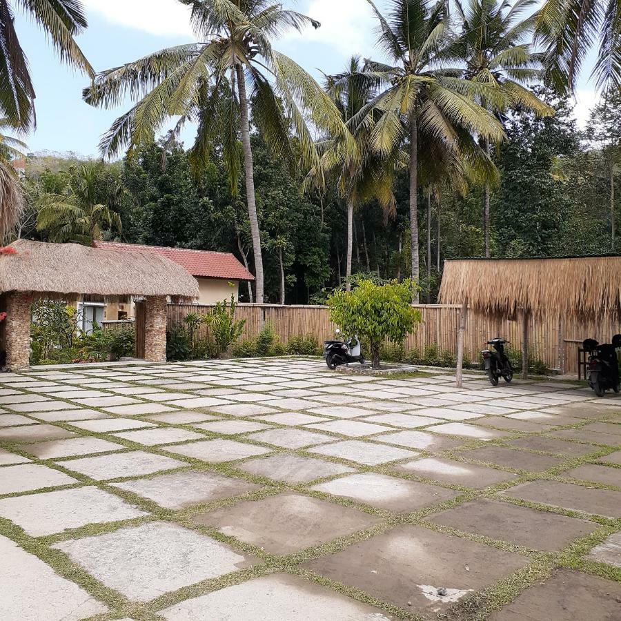 The Hamlet Hotel Kuta  Exterior foto